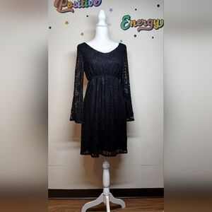Liz Lange Black Lace Maternity Dress Size M